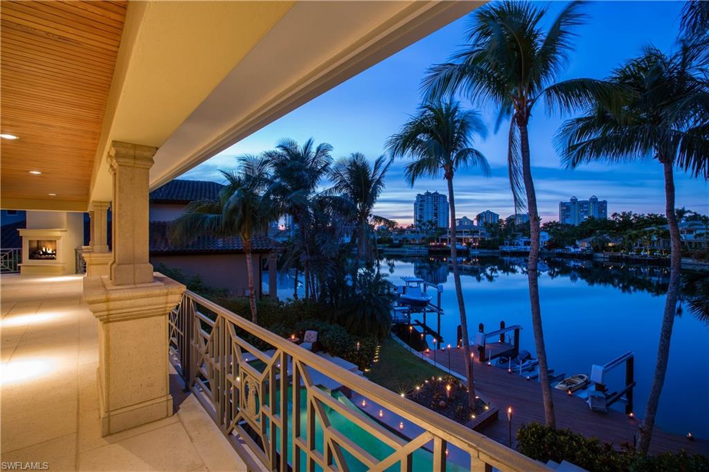 377 Pirates Bight Property Photo 2