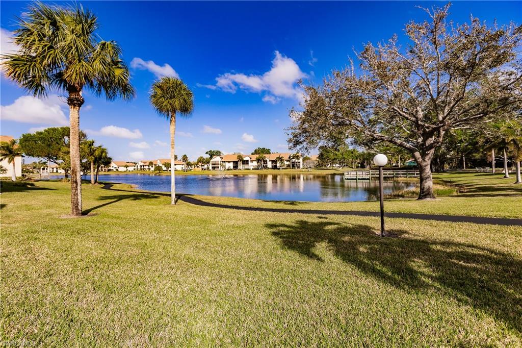 8715 Charter Club Cir # 2 Property Photo 17