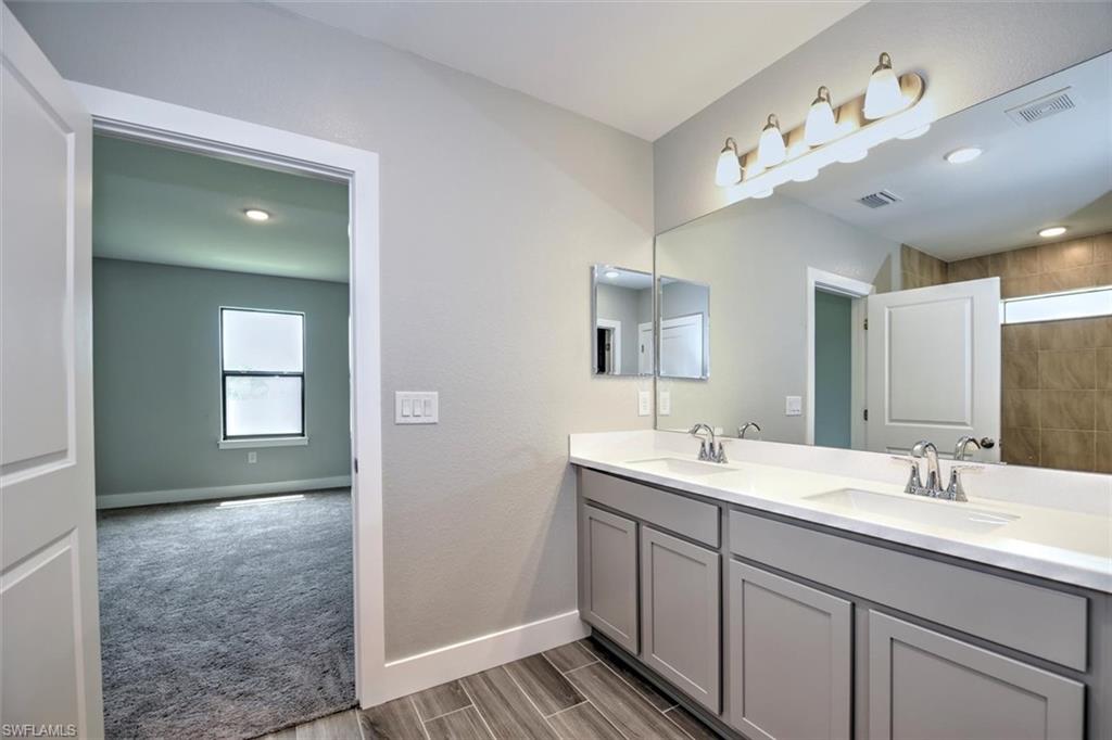 4116 Nw 22nd Ter Property Photo 17