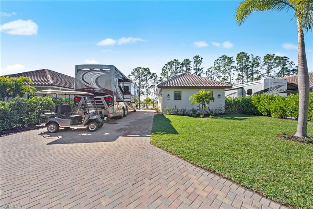 13863 Golden Palms Cir Property Photo 1