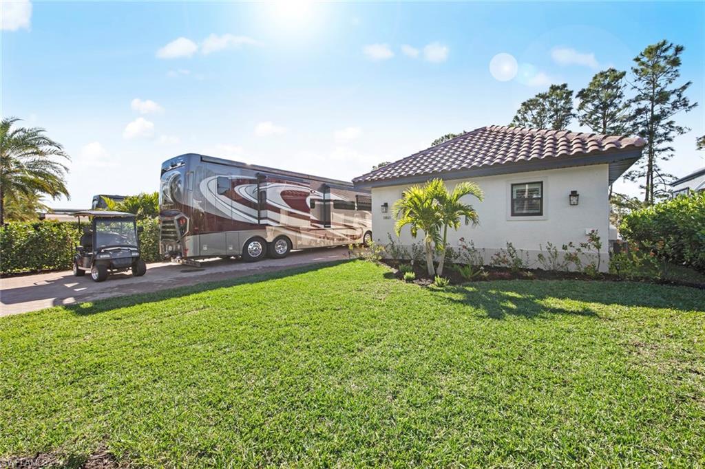 13863 Golden Palms Cir Property Photo 20