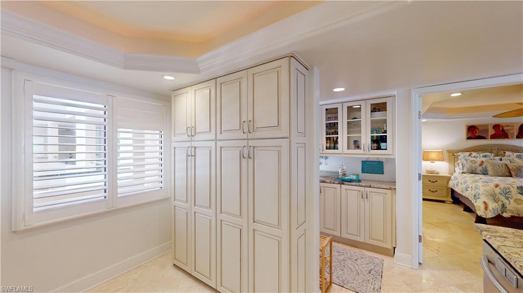 6660 Estero Blvd # 502 Property Photo 9