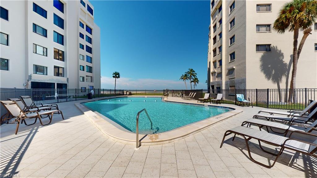 6660 Estero Blvd # 502 Property Photo 41