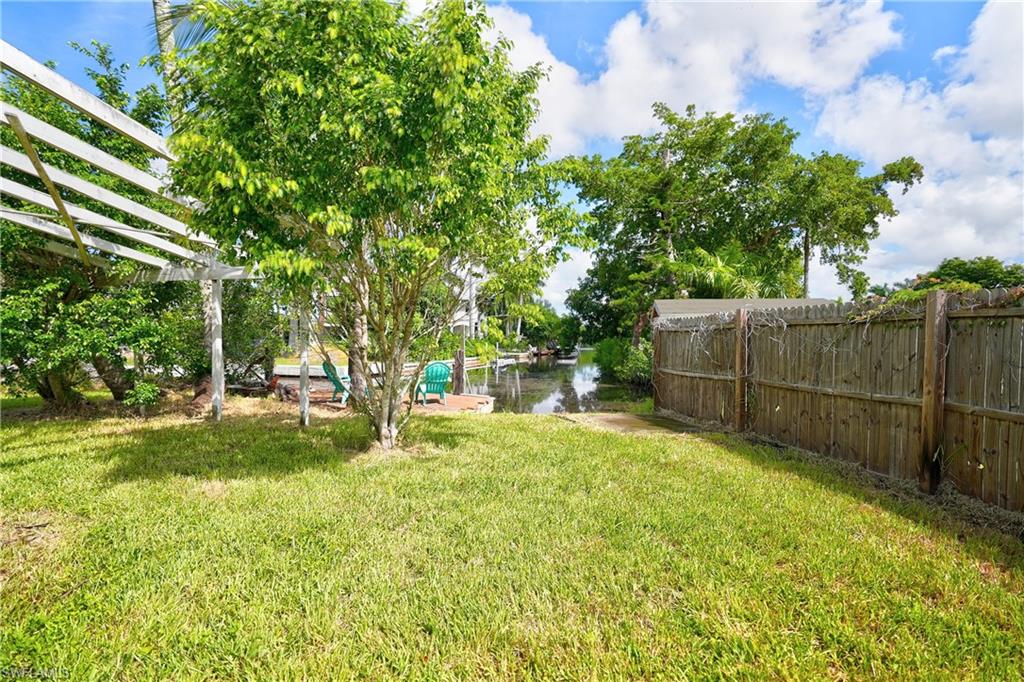 2043 Estey Ave Property Photo 11