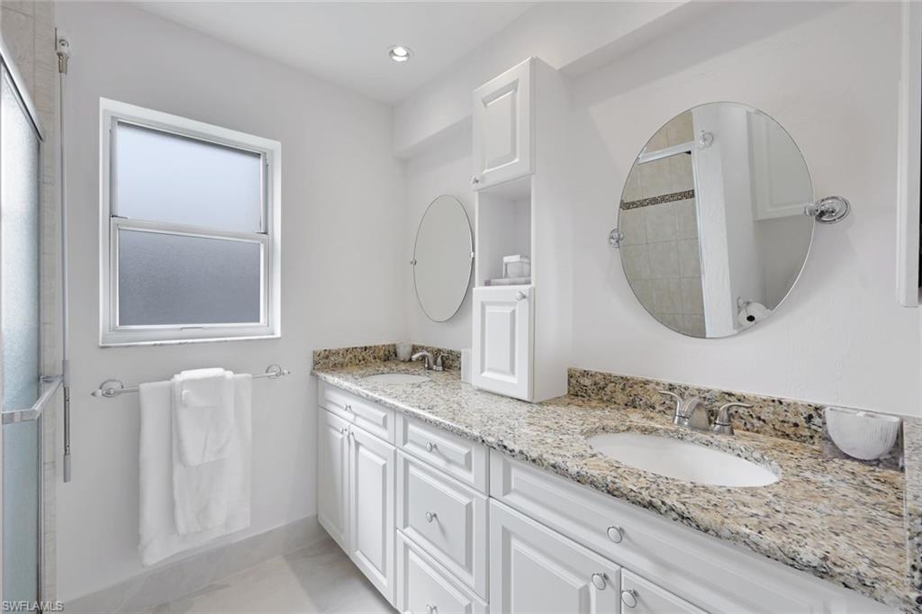 881 Gulf Pavilion Dr # 201 Property Photo 14