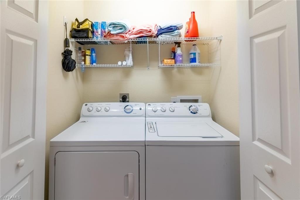9828 Venezia Cir # 1124 Property Photo 27