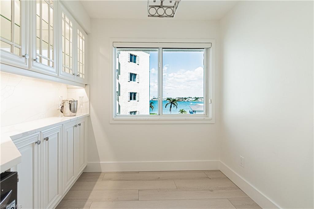 3410 Gulf Shore Blvd N # 406 Property Photo 10