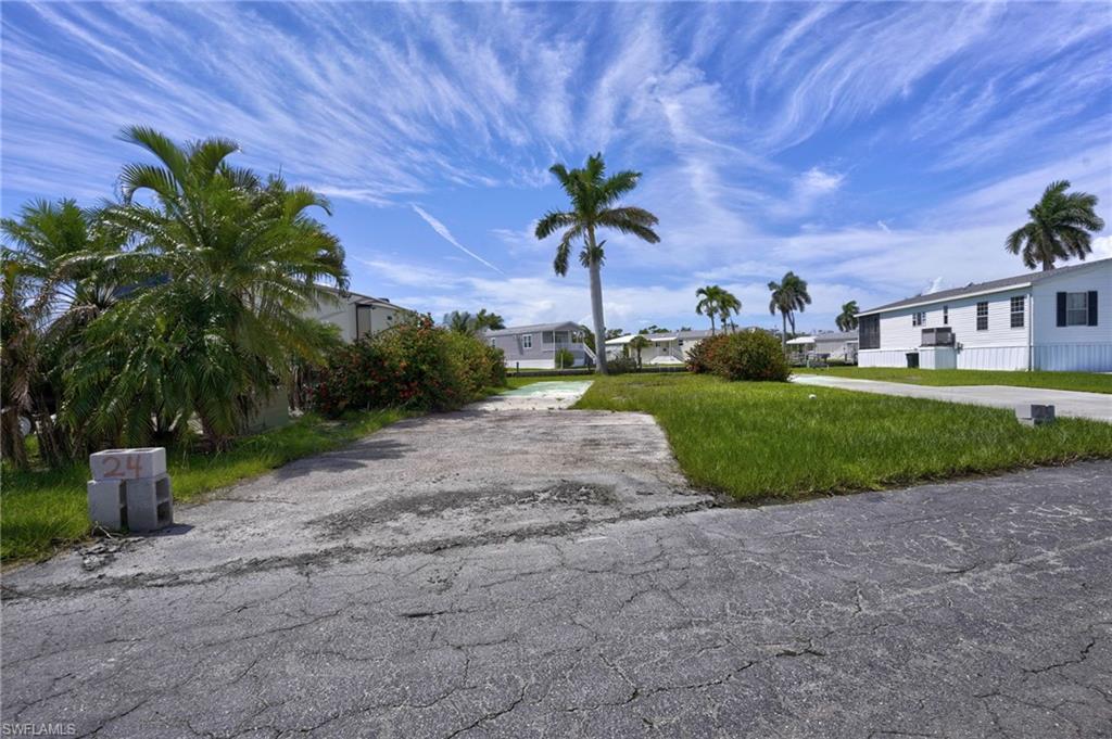 24 Doubloon Way Property Photo 5