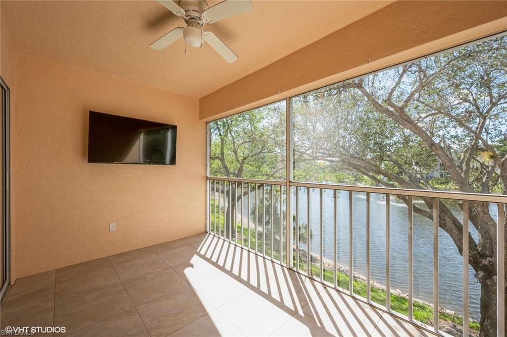 760 Wiggins Lake Dr # 203 Property Photo 9