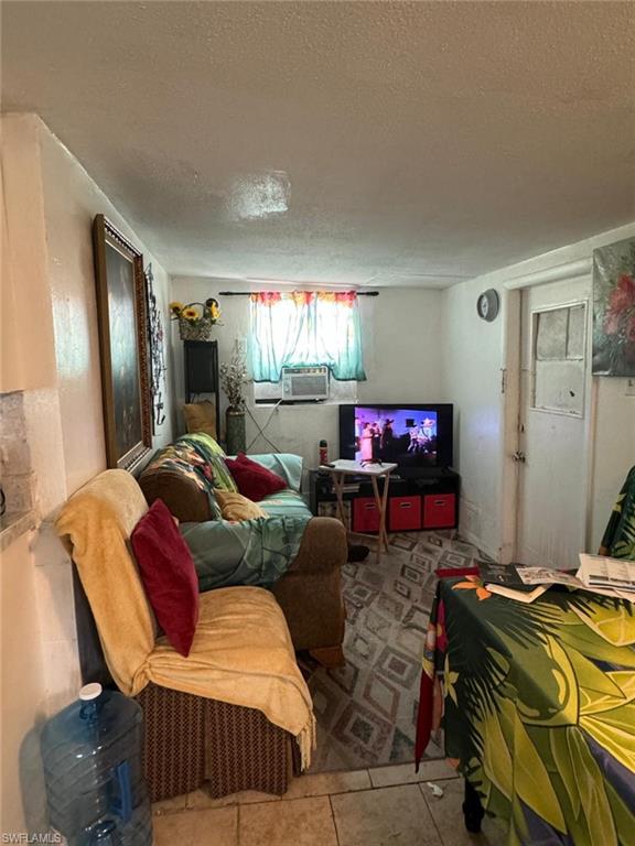 27556 Nevada St Property Photo 5
