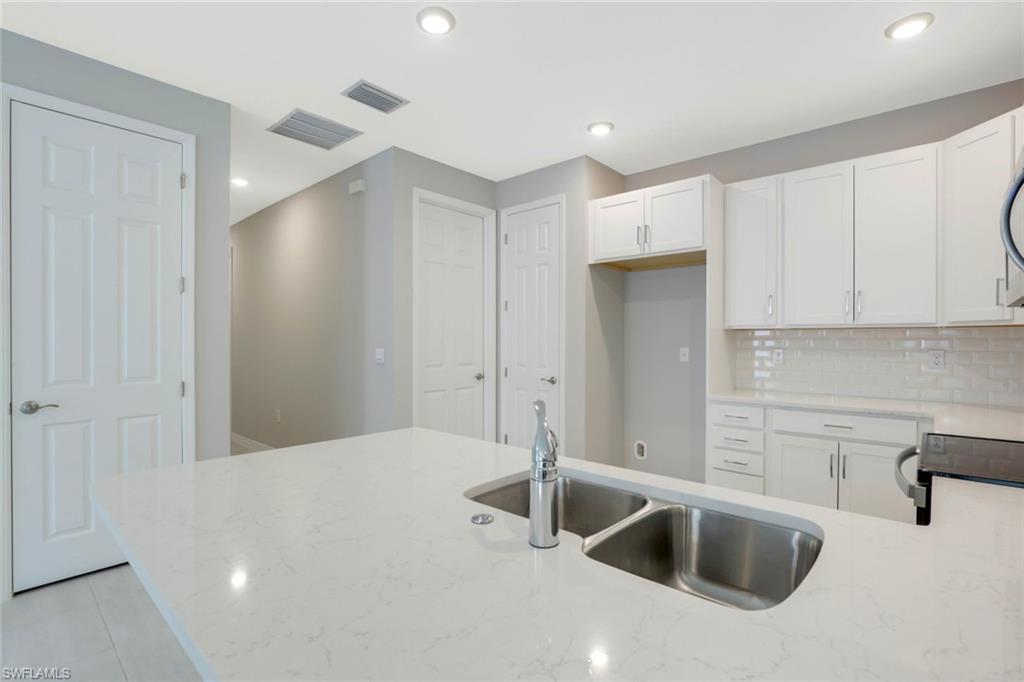 1212 Enbrook Loop Property Photo 14
