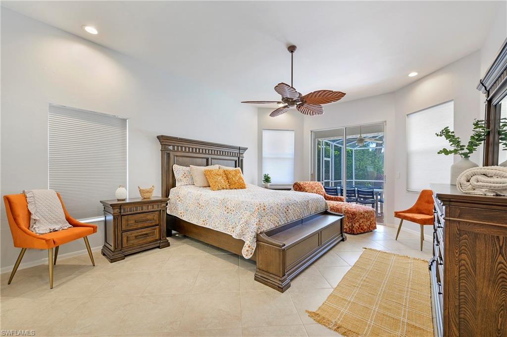 300 Wentworth Ct Property Photo 12
