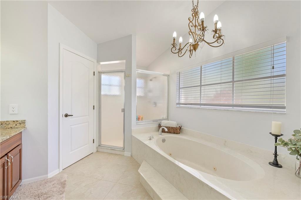 300 Wentworth Ct Property Photo 14