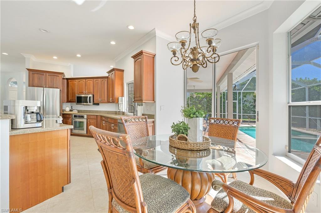 300 Wentworth Ct Property Photo 22