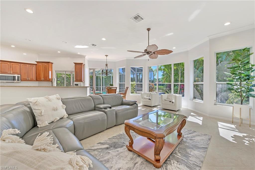 300 Wentworth Ct Property Photo 28