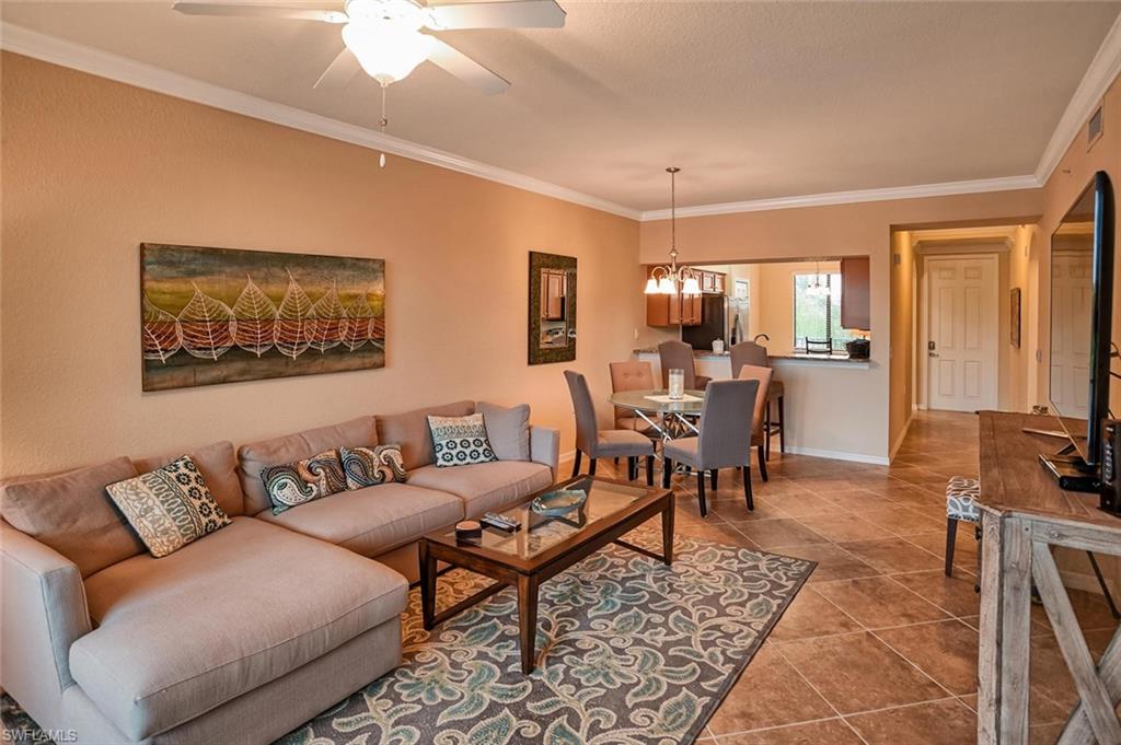9727 Acqua Ct # 425 Property Photo 8