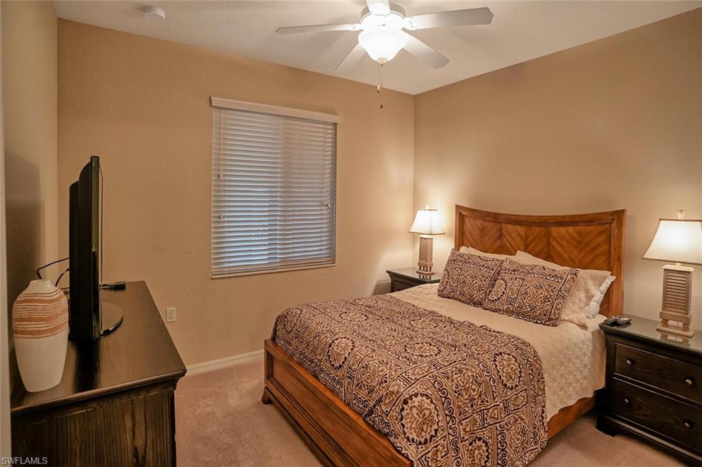 9727 Acqua Ct # 425 Property Photo 13