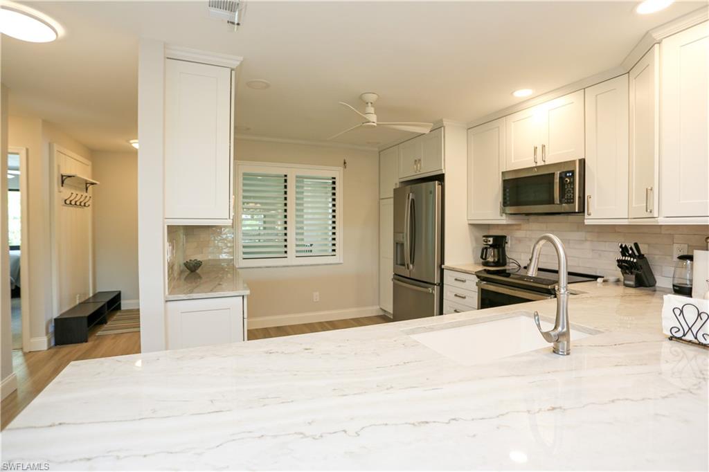 5733 Deauville Cir # G308 Property Photo 8