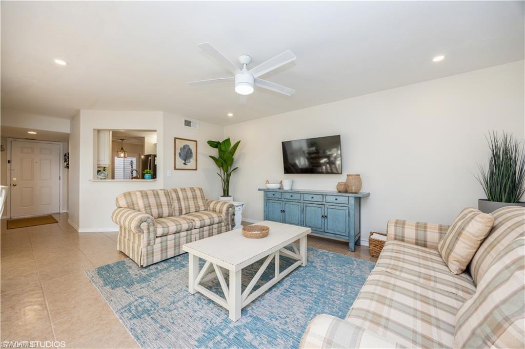 2885 Citrus Lake Dr # N103 Property Photo 6