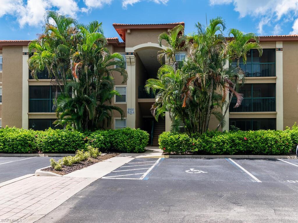 8930 Colonnades Ct E # 612 Property Photo 3