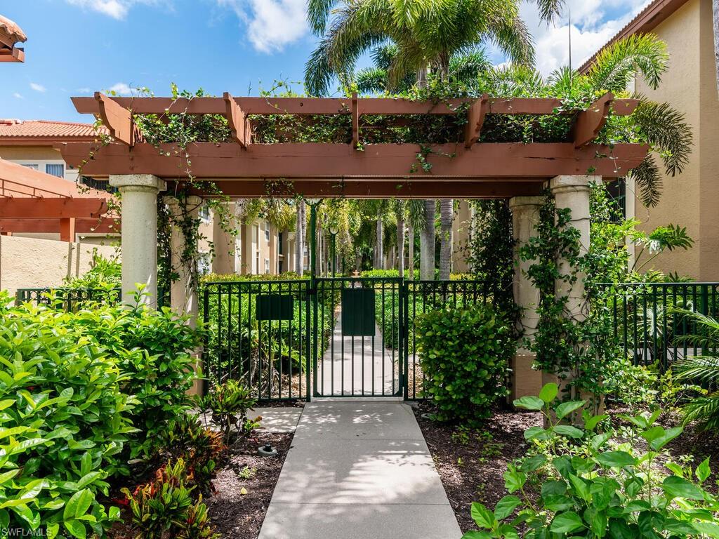 8930 Colonnades Ct E # 612 Property Photo 33
