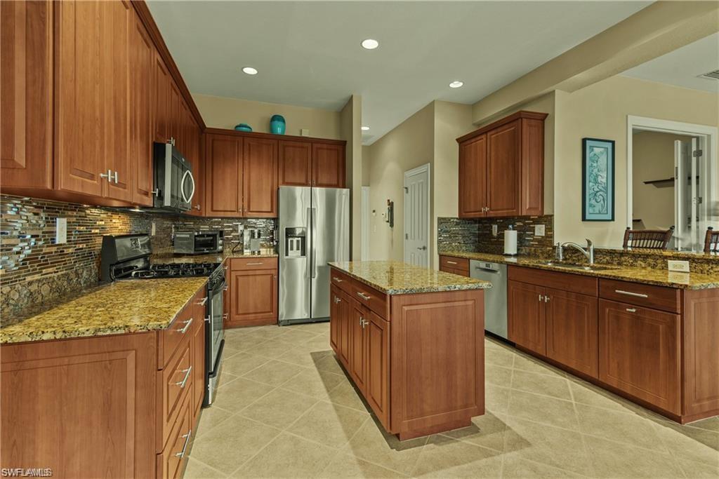 3131 Orangetree Bend Property Photo 7