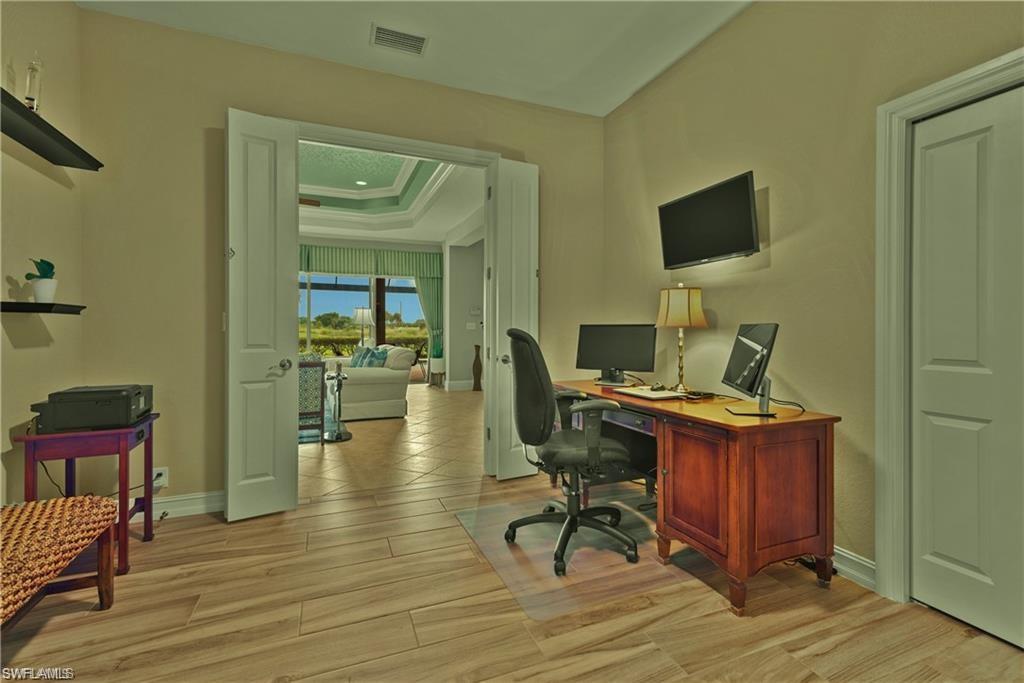3131 Orangetree Bend Property Photo 16