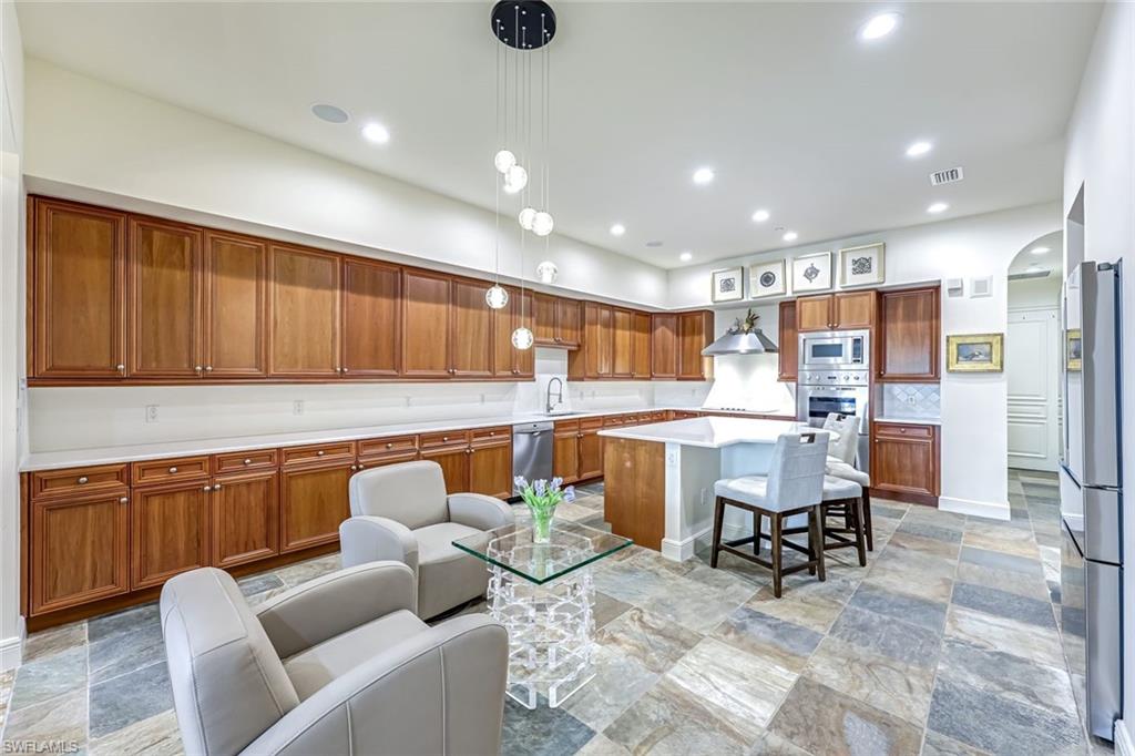 16649 Toscana Cir # 803 Property Photo 11