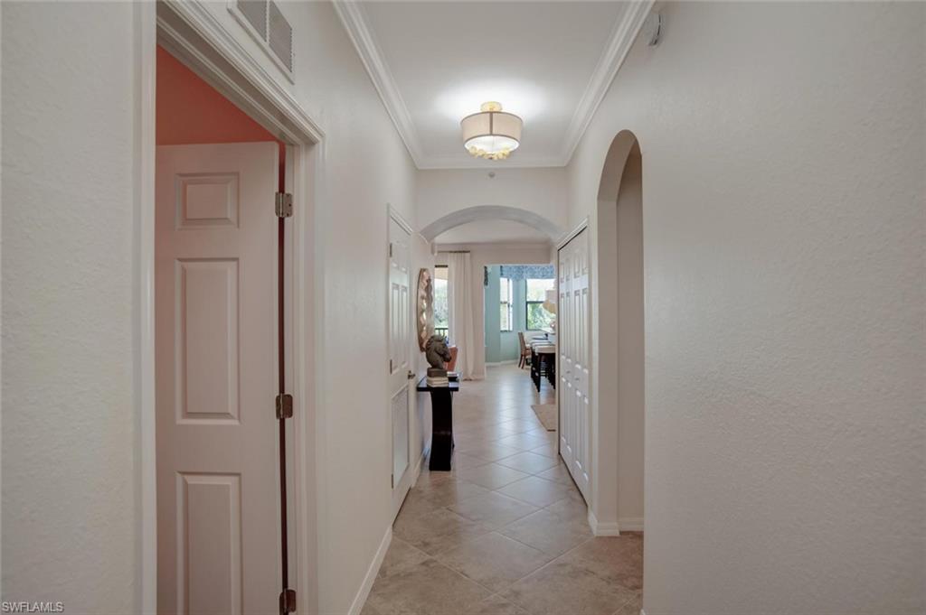 9731 Acqua Ct # 523 Property Photo 5