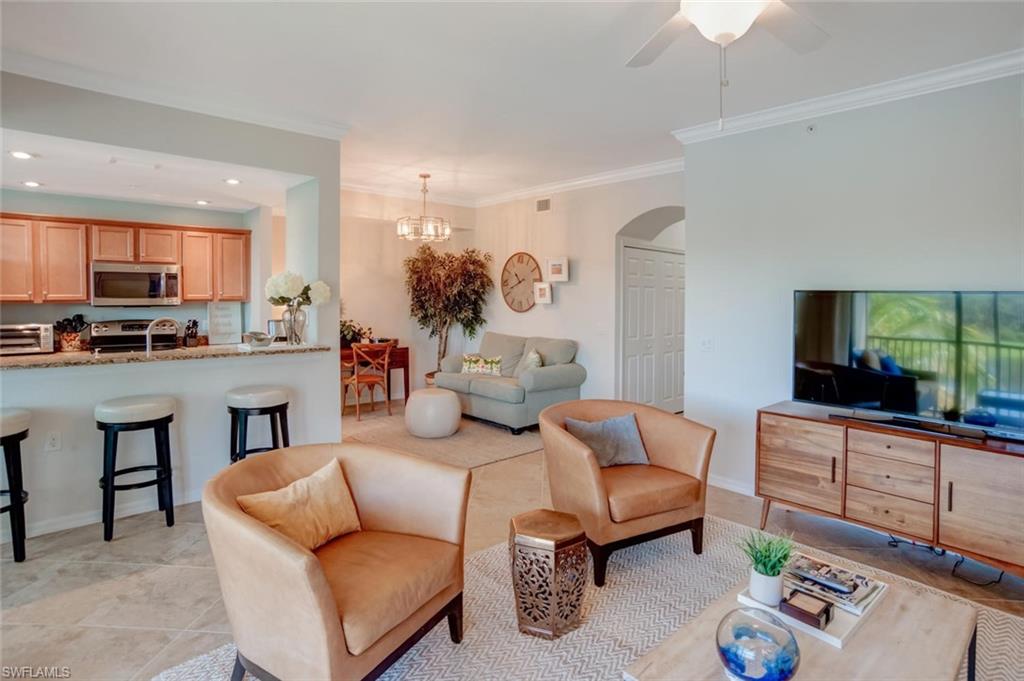 9731 Acqua Ct # 523 Property Photo 6
