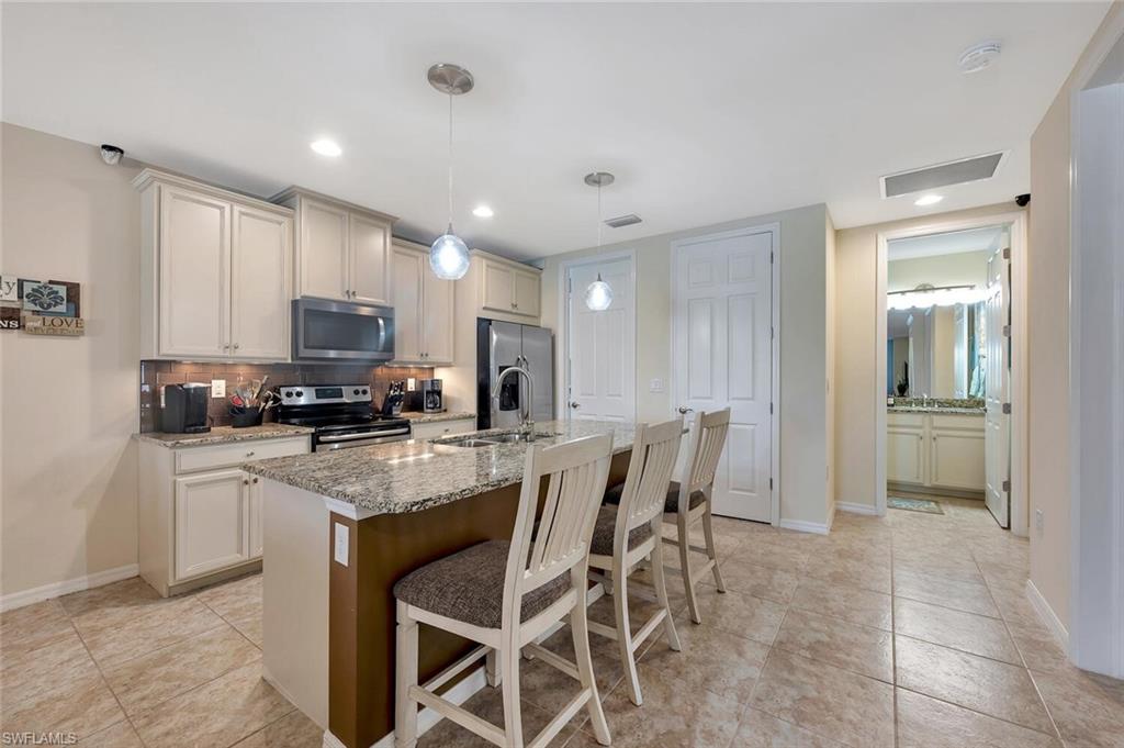 14940 Edgewater Cir Property Photo 12