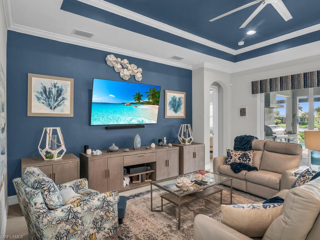 14748 Windward Ln Property Photo 7