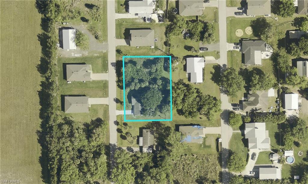 2321 Thurlow St Property Photo 2
