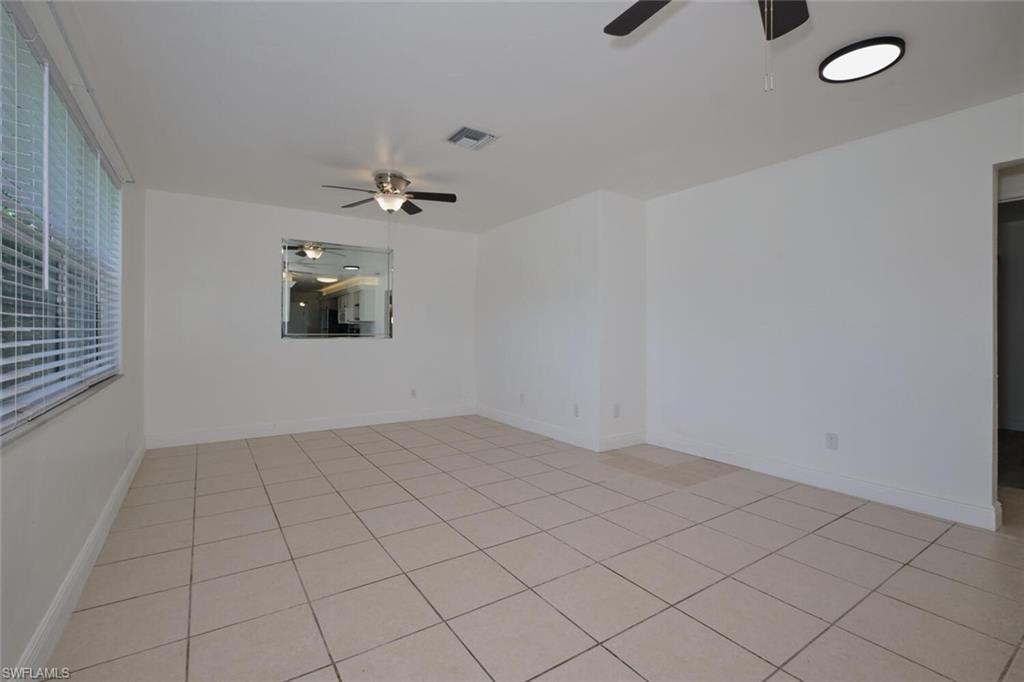 2321 Thurlow St Property Photo 5