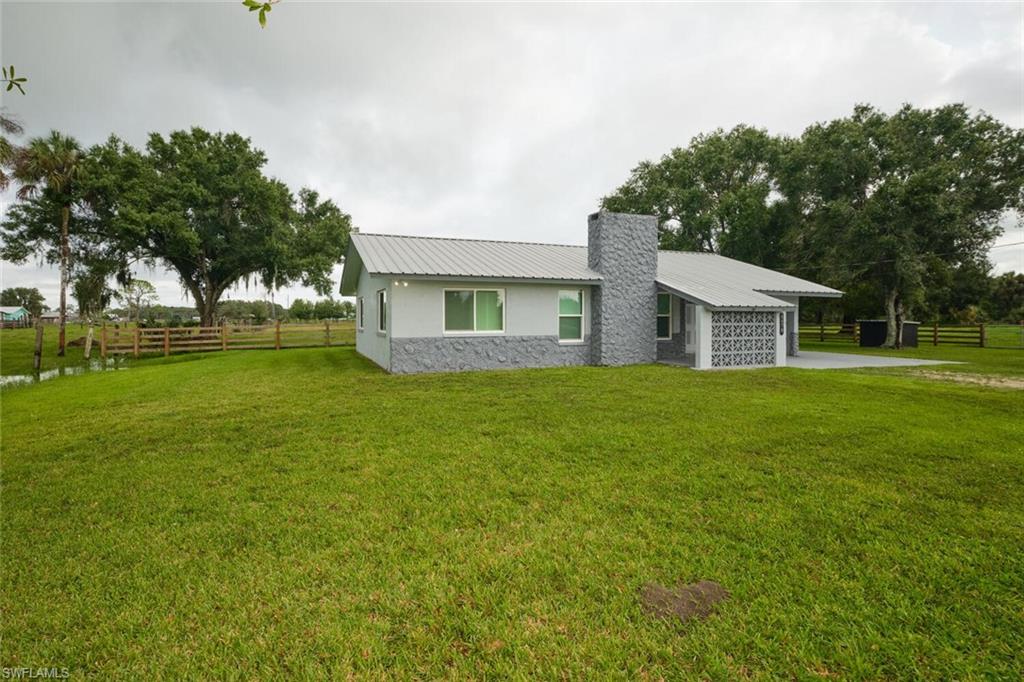 8678 County Rd 78 Property Photo 22
