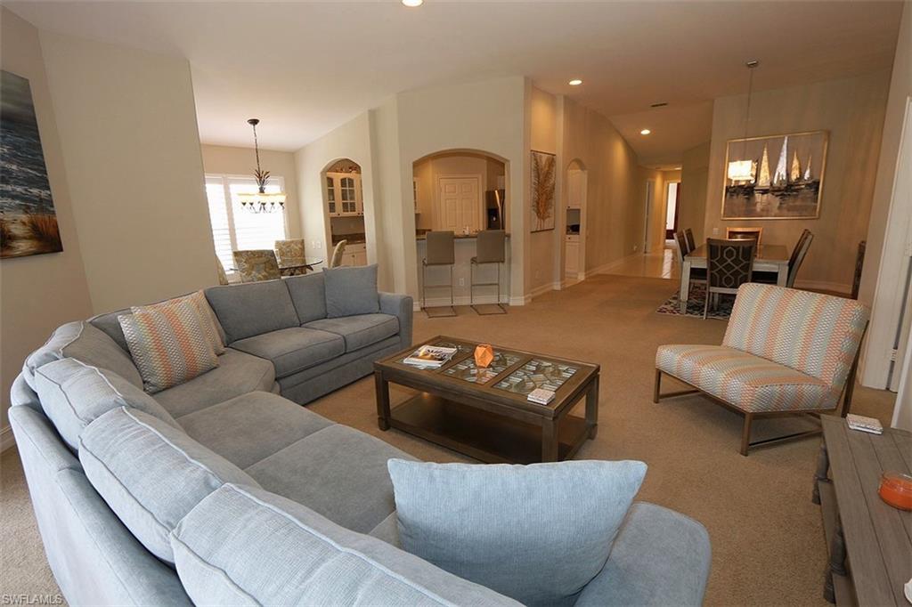 913 Carrick Bend Cir # 202 Property Photo 3