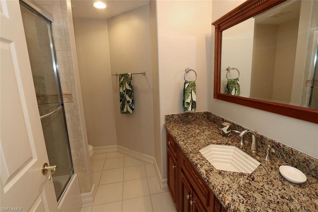 913 Carrick Bend Cir # 202 Property Photo 15