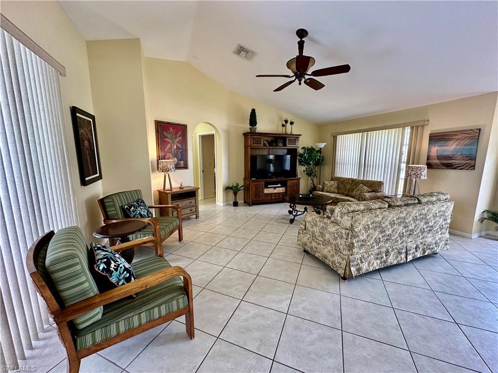 2522 Sw 32nd Ln Property Photo 6