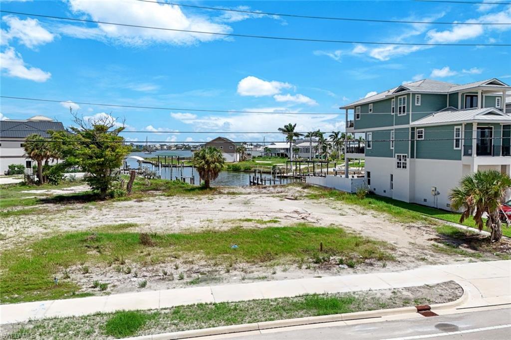601 Estero Blvd Property Photo 13