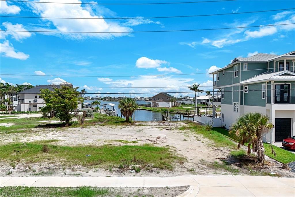 601 Estero Blvd Property Photo 15