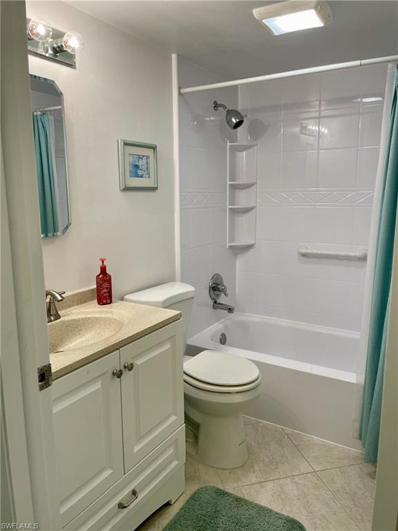 325 Charlemagne Blvd B208 Property Photo 17