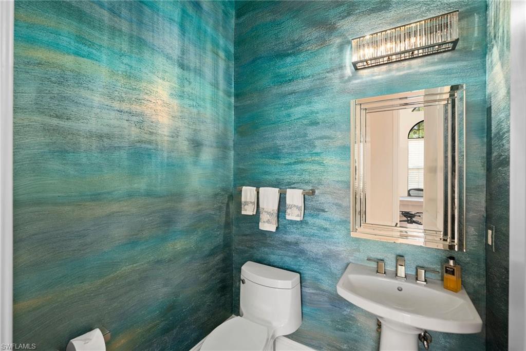 6597 Costa Cir Property Photo 14