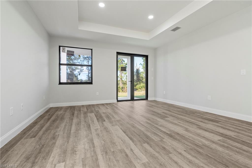 1028 Milwaukee Blvd Property Photo 6