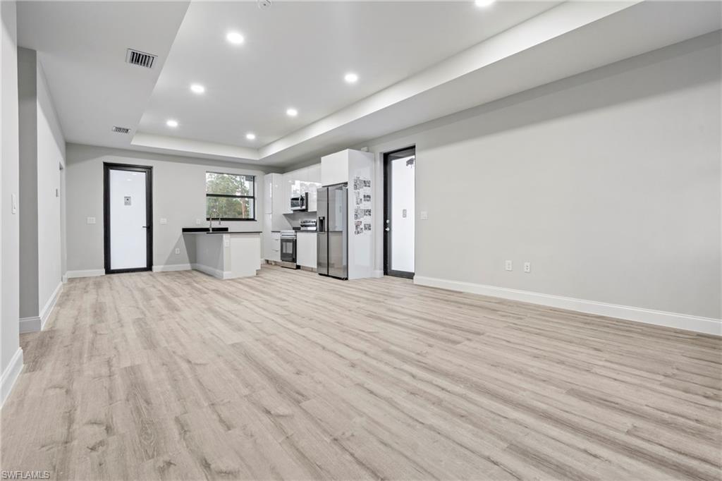 1028 Milwaukee Blvd Property Photo 24