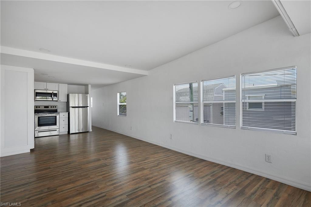5558 Palm Beach Blvd 214 Property Photo 4