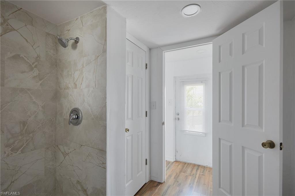 5558 Palm Beach Blvd 214 Property Photo 9
