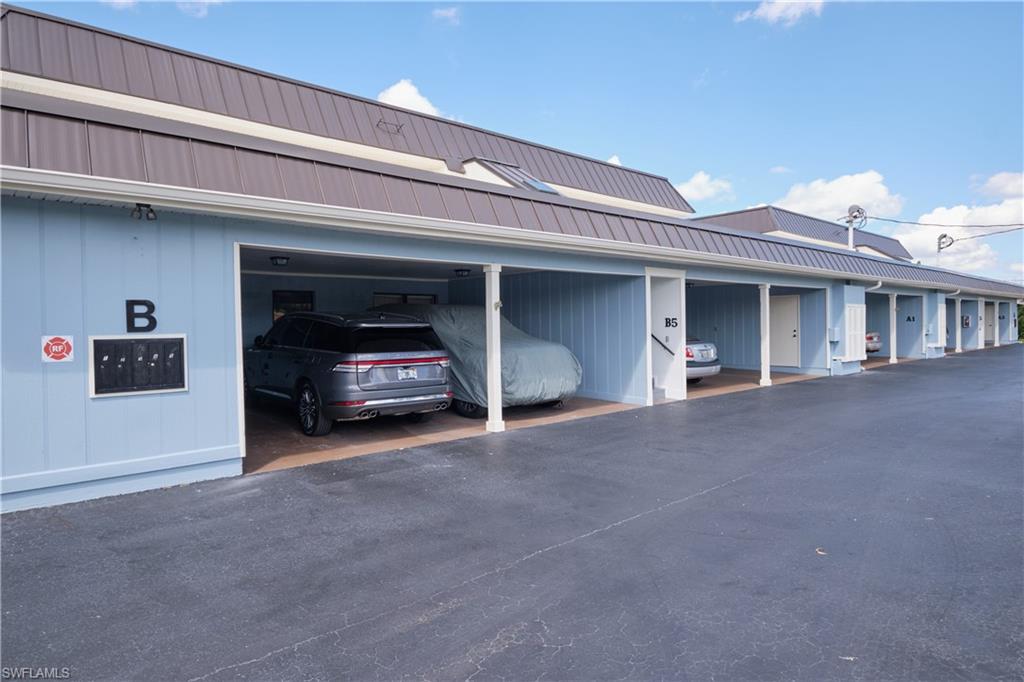 4924 Viceroy St # B1 Property Photo 5