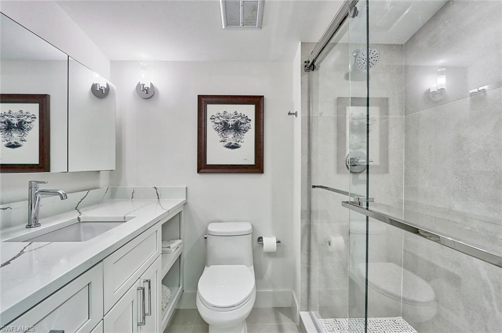 222 Harbour Dr # 105 Property Photo 15
