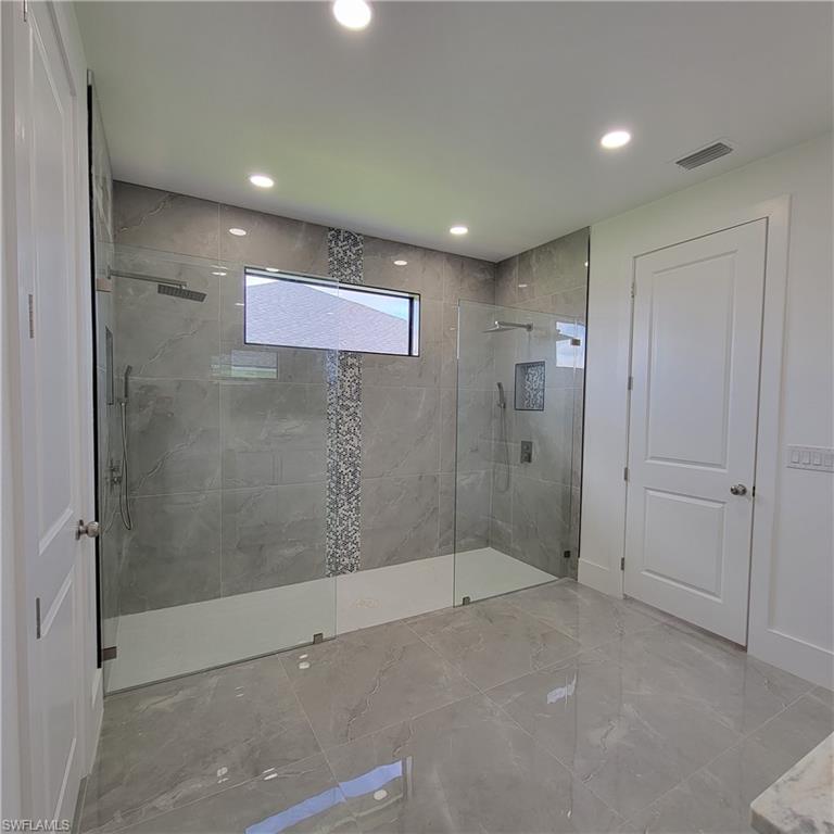 1112 Nw 31st Pl Property Photo 9