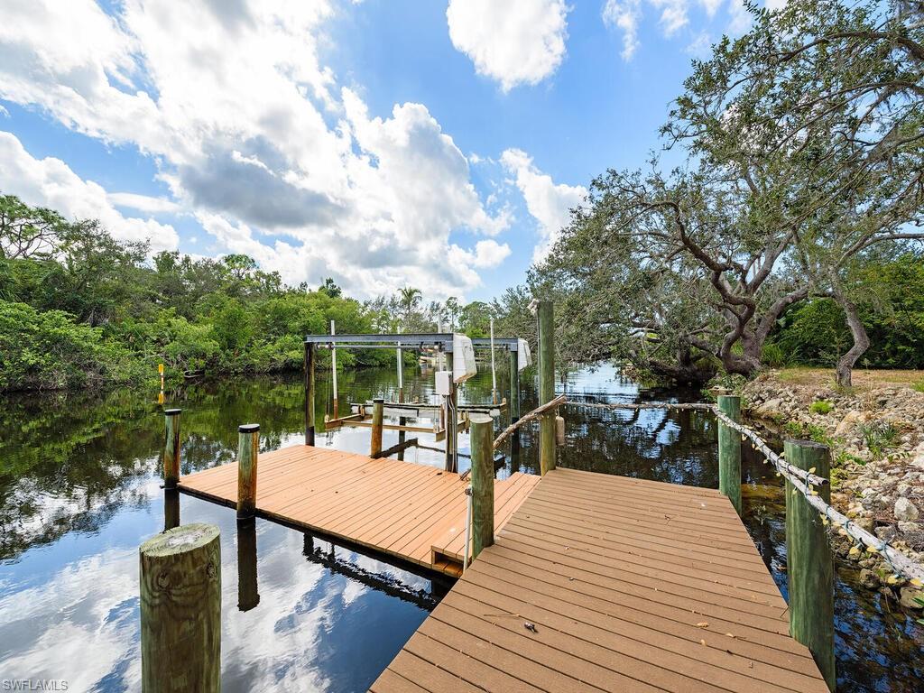 20684 Charing Cross Cir Property Photo 3